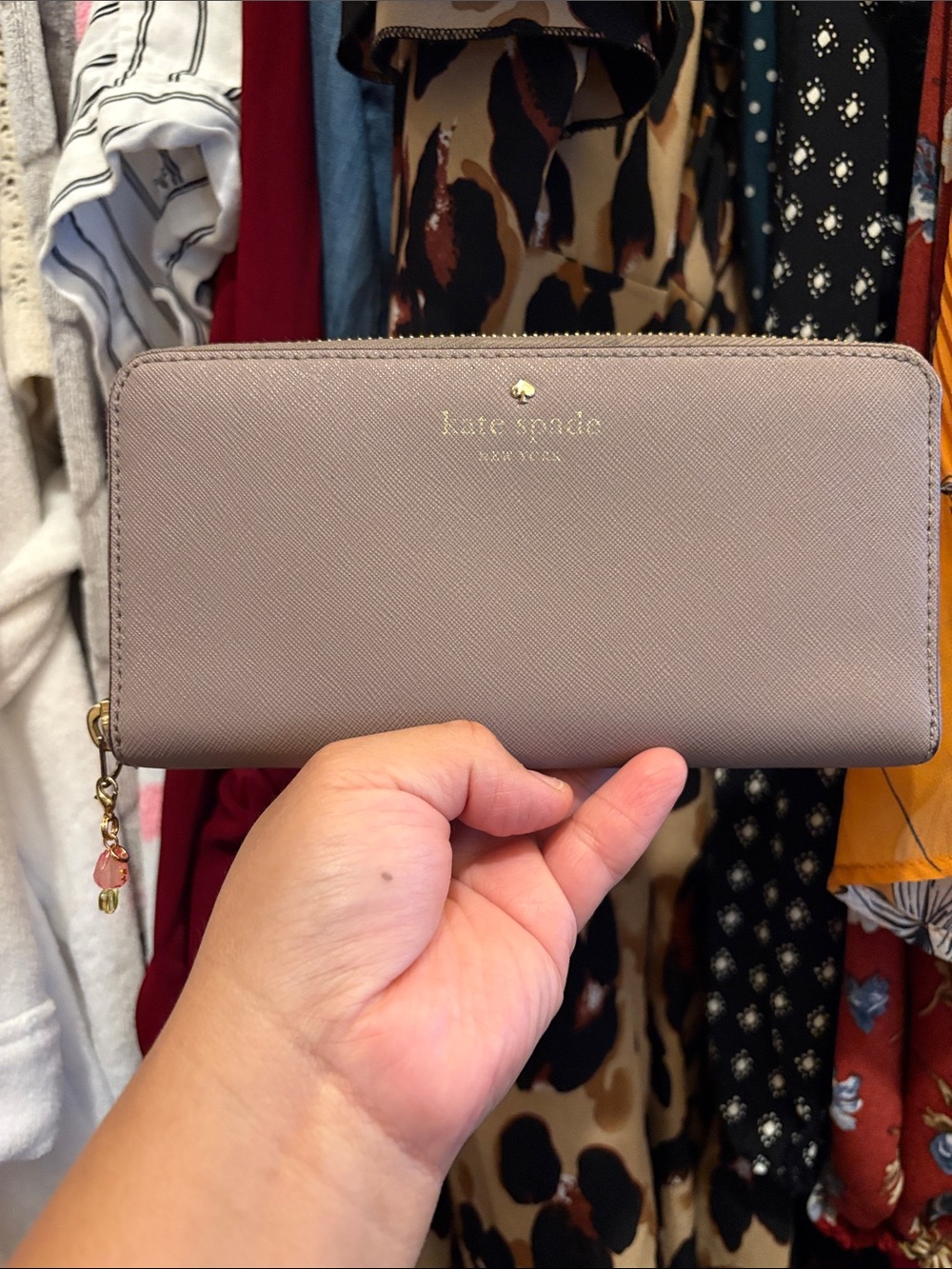 Kate Spade | Zip-Around Wallet